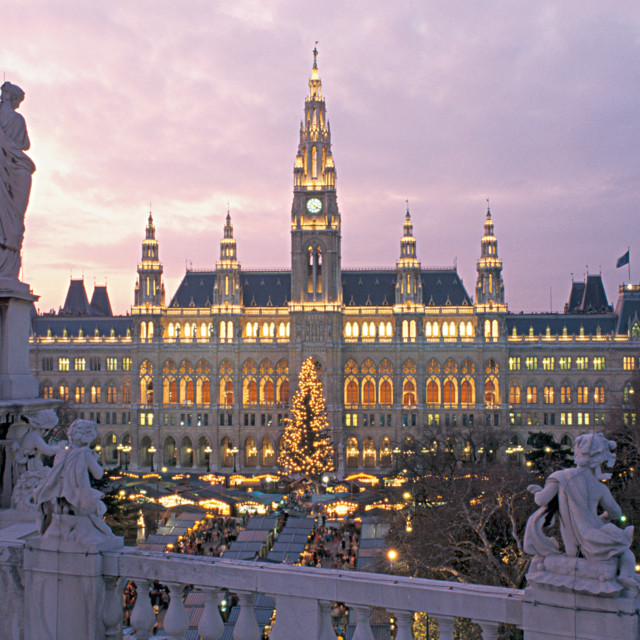 Christmas Markets in Vienna When & Where to Find Them