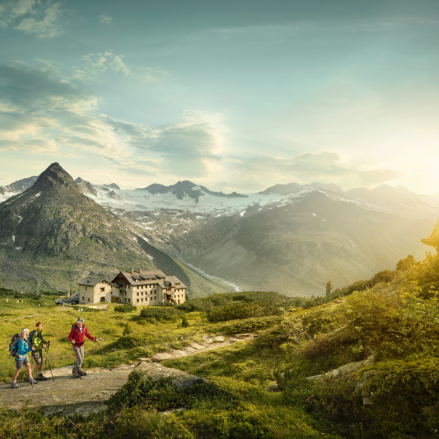     Hiking in the Zillertal in Tirol 