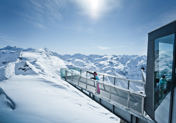     Summit platform on Kitzsteinhorn mountain 