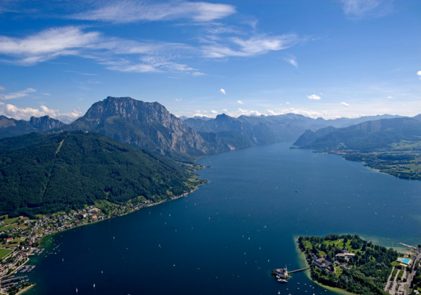     Lake Traunsee 