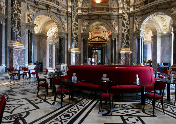     Cupola Cafe KHM 