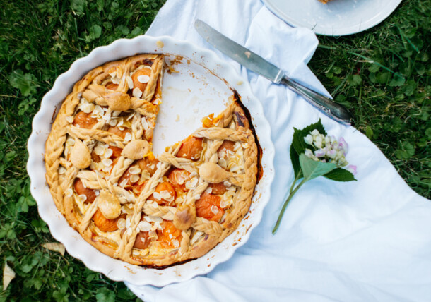     Marillen-Topfen Tarte 