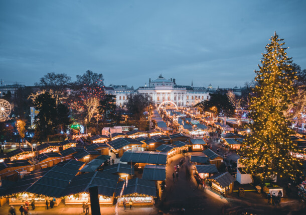Mundo de Natal de Viena em Rathausplatz 