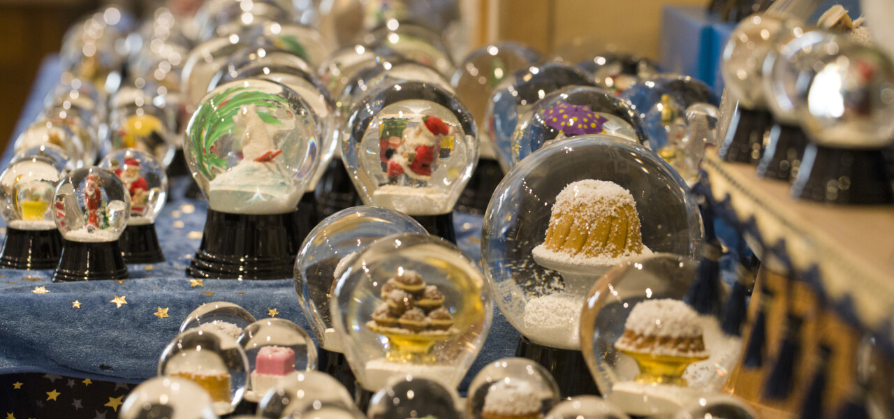 Snow globes from the Viennese snow globe maker 