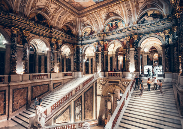     Art History Museum in the city of Vienna / Vienna