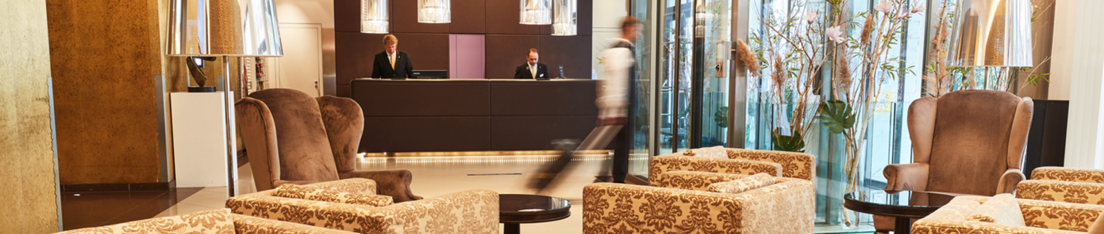     SHR Herrenhof, lobby 